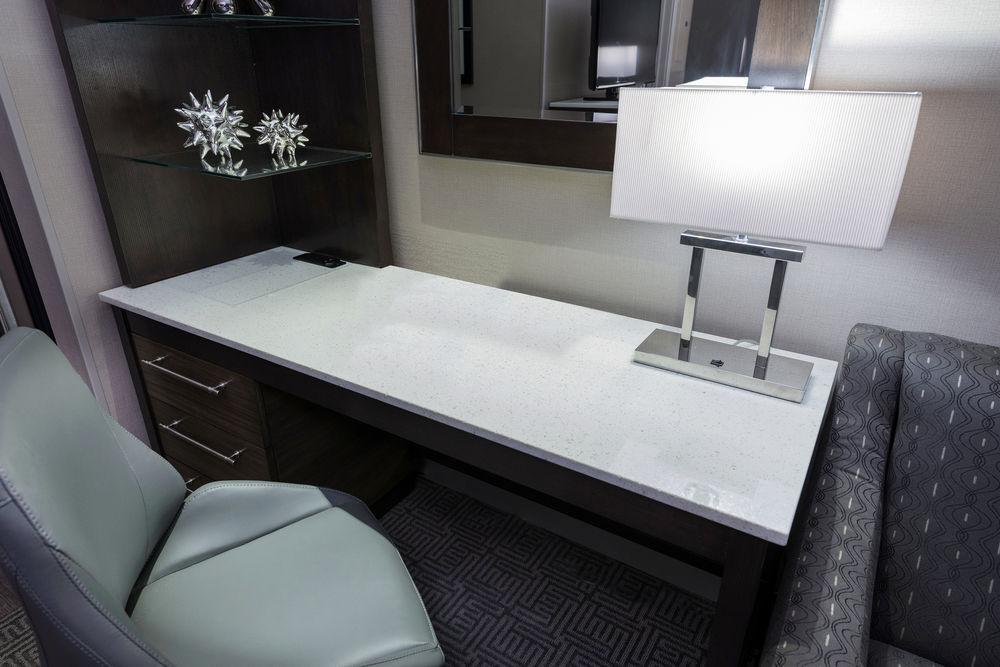 Towneplace Suites By Marriott Boston Logan Airport/Chelsea Exterior foto